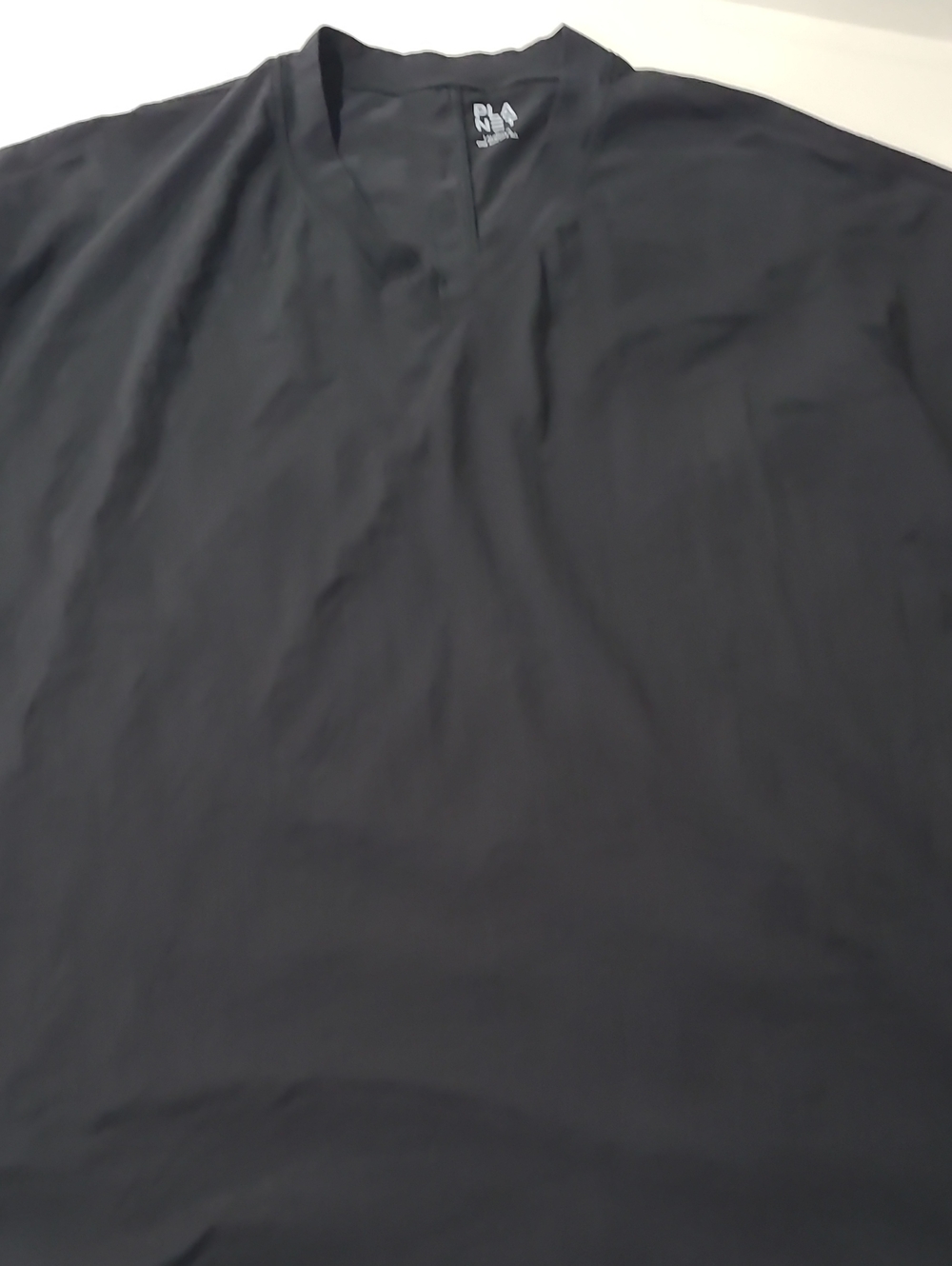 Women’s Black Long-Sleeve V-Neck Tee